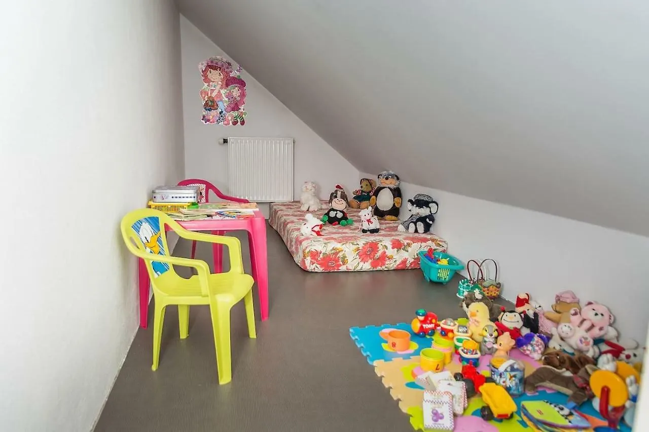 Apartma Ajda Komenda Apartment